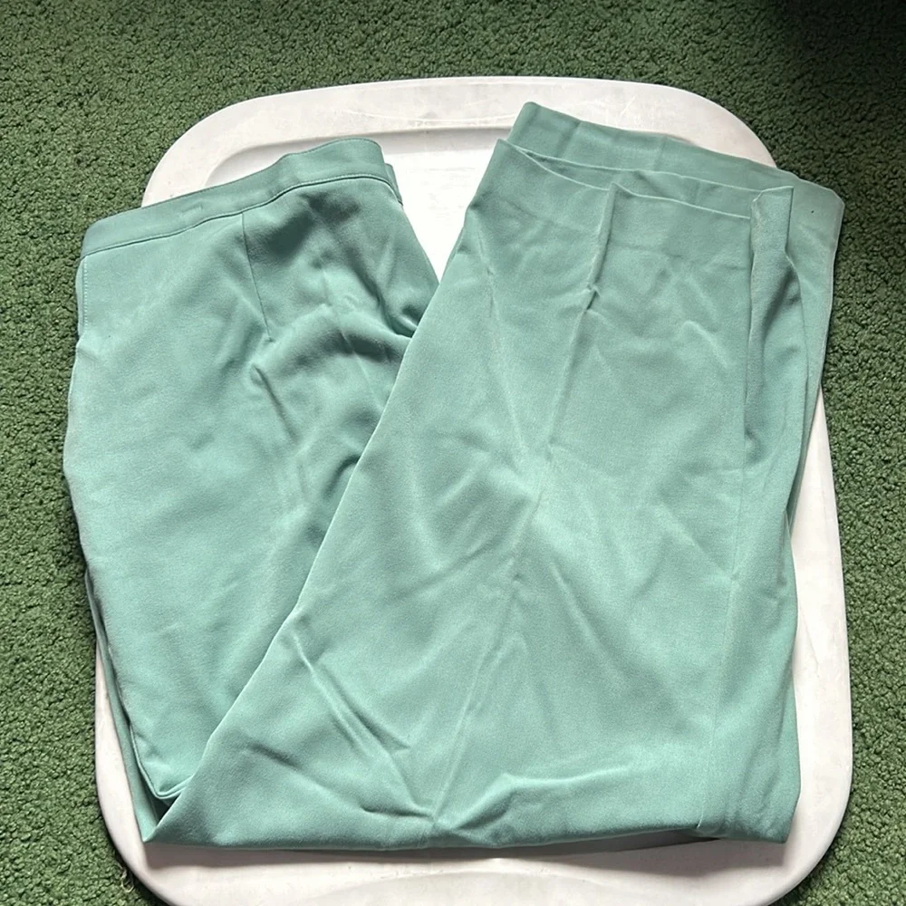 Alfred Dunner Blue and Green Trousers Relaxed Fit - Picture 2 of 6